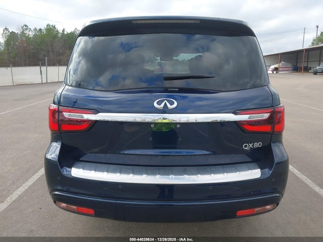 JN8AZ2NF8J9662171 Infiniti QX80