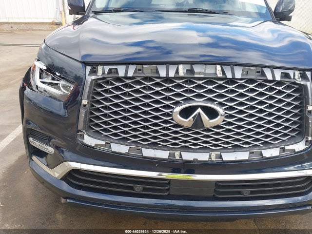 JN8AZ2NF8J9662171 Infiniti QX80