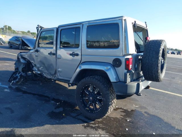 2013 JEEP WRANGLER UNLIMITED 1C4HJWEGXDL655800 Photo 2