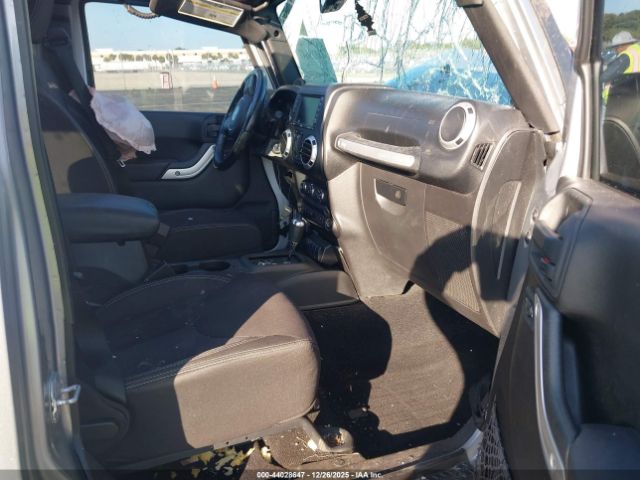 2013 JEEP WRANGLER UNLIMITED 1C4HJWEGXDL655800 Photo 4