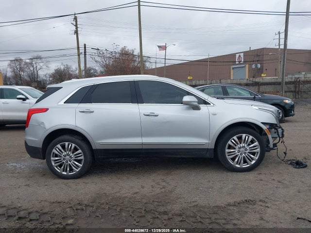 2019 Cadillac Xt5 Premium Luxury მანქანა იყიდება აუქციონზე, vin: 1GYKNERS5KZ247289, აუქციონის ნომერი: 44028672