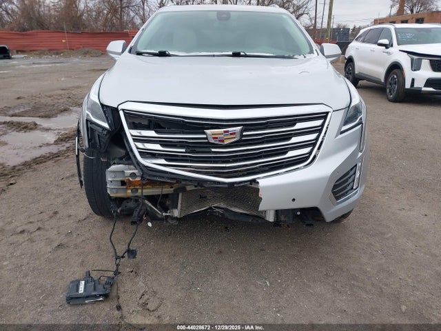 2019 Cadillac Xt5 Premium Luxury მანქანა იყიდება აუქციონზე, vin: 1GYKNERS5KZ247289, აუქციონის ნომერი: 44028672