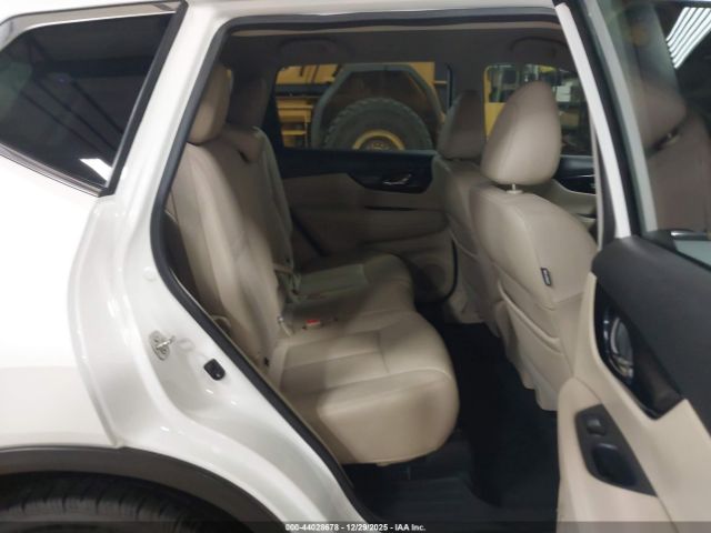 2020 NISSAN ROGUE 5N1AT2MT4LC700095 Photo 7