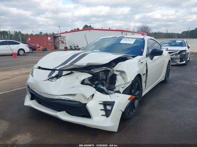 2017 TOYOTA 86 JF1ZNAA1XH8707776 Photo 5