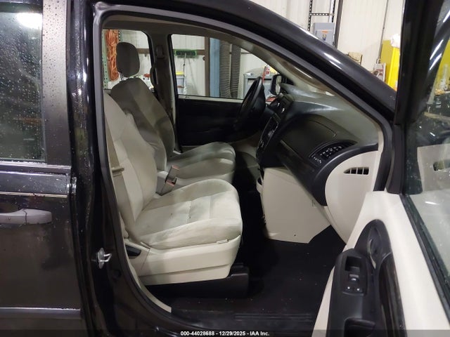 Dodge Grand Caravan American Value Pkg 2014 2C4RDGBGXER305940 Image 5