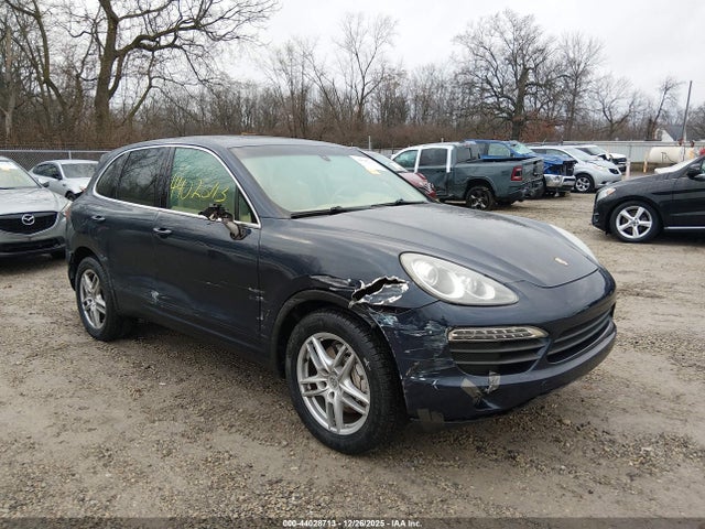 2011 PORSCHE CAYENNE WP1AB2A20BLA43960 Photo 0