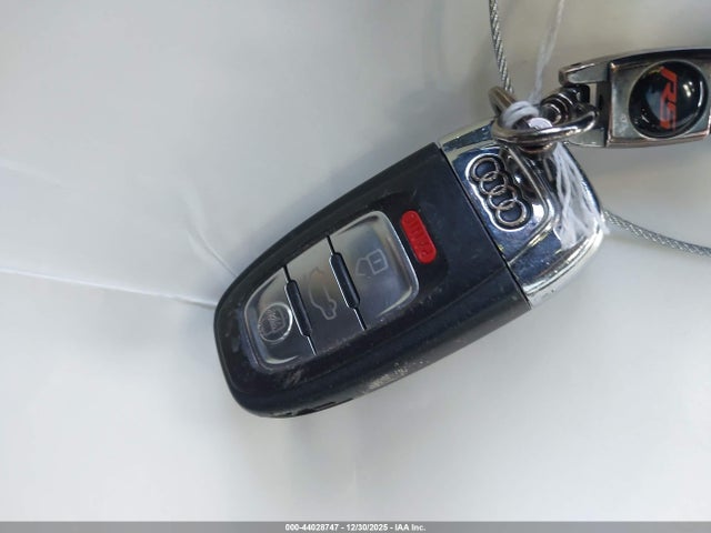 2013 AUDI RS 5 WUAC6AFR0DA902819 Photo 10