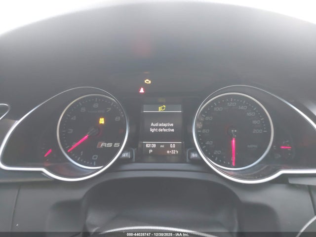 2013 AUDI RS 5 WUAC6AFR0DA902819 Photo 6