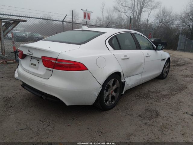 2017 JAGUAR XE SAJAR4BG9HA977978 Photo 3