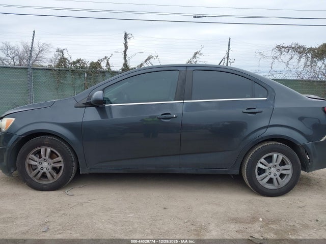 1G1JC5SH1E4210319 Chevrolet Sonic Lt Auto