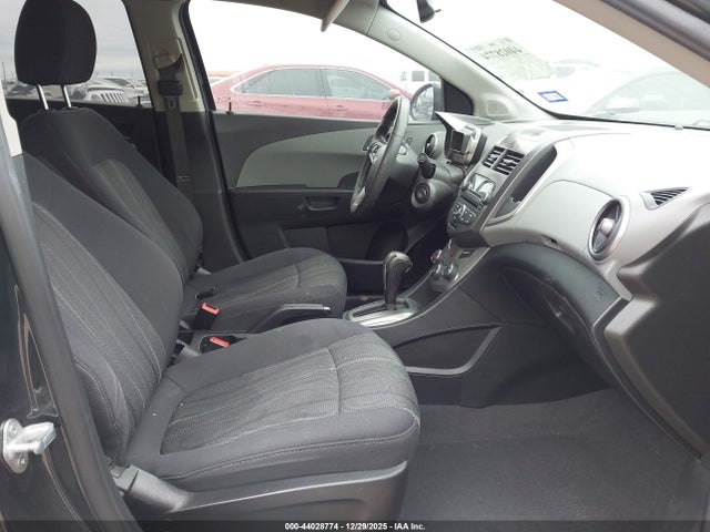 1G1JC5SH1E4210319 Chevrolet Sonic Lt Auto