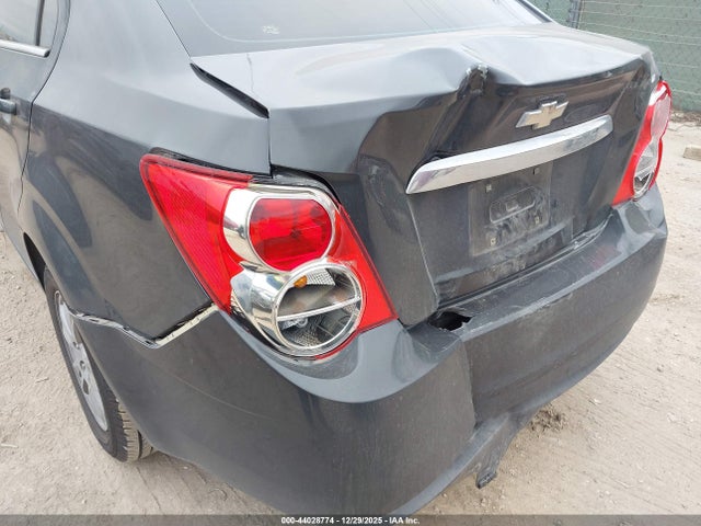 1G1JC5SH1E4210319 Chevrolet Sonic Lt Auto
