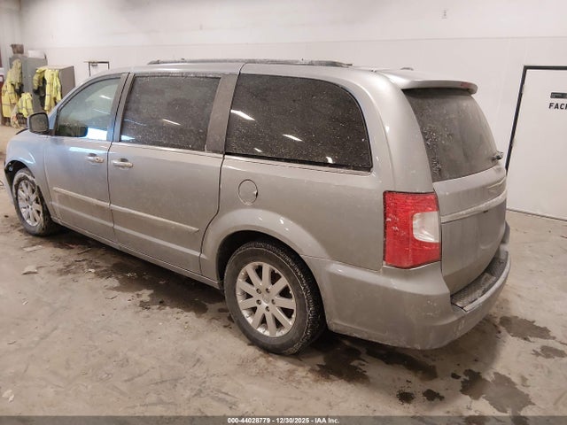 2016 Chrysler Town & Country Touring მანქანა იყიდება აუქციონზე, vin: 2C4RC1BG9GR253137, აუქციონის ნომერი: 44028779