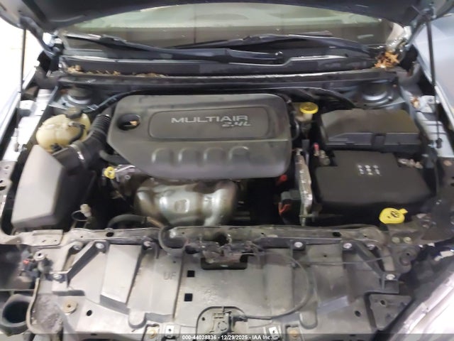 Продажа на аукционе авто 2015 Chrysler 200 C, vin: 1C3CCCCB9FN714390, номер лота: 44028836