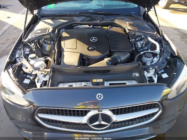 W1KAF4GB7NR030901 Mercedes-Benz C 300 Sedan