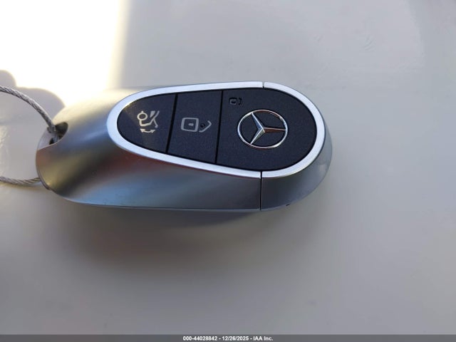 W1KAF4GB7NR030901 Mercedes-Benz C 300 Sedan