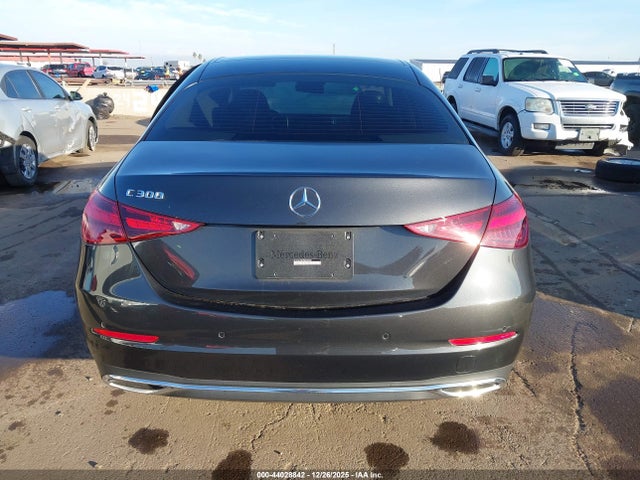 W1KAF4GB7NR030901 Mercedes-Benz C 300 Sedan