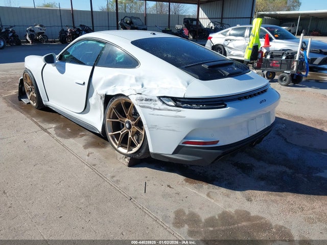 2022 PORSCHE 911 WP0AC2A93NS270971 Photo 2