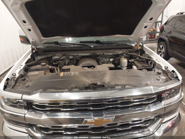 3GCUKSEJ8HG511827 Chevrolet Silverado 1500 1lz
