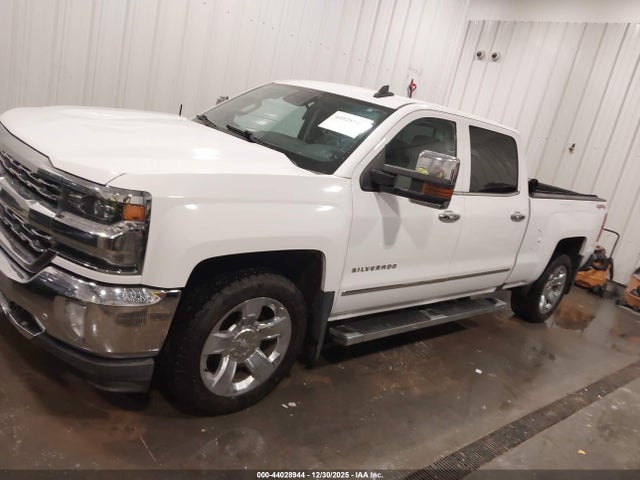 3GCUKSEJ8HG511827 Chevrolet Silverado 1500 1lz