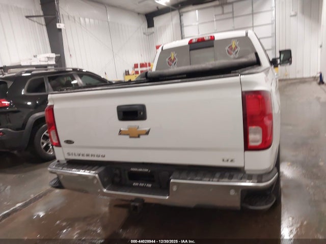 3GCUKSEJ8HG511827 Chevrolet Silverado 1500 1lz