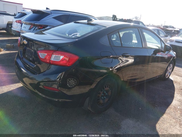 Chevrolet Cruze Ls Auto 2017 1G1BC5SM6H7188385 Image 4