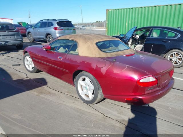 1997 JAGUAR XK8 SAJGX2745VC012389 Photo 2