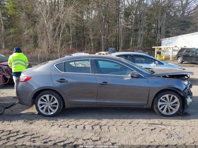 44028959 :رقم المزاد ، 19UDE2F78JA002661 vin ، 2018 Acura Ilx Premium Package/technology Plus Package مزاد بيع