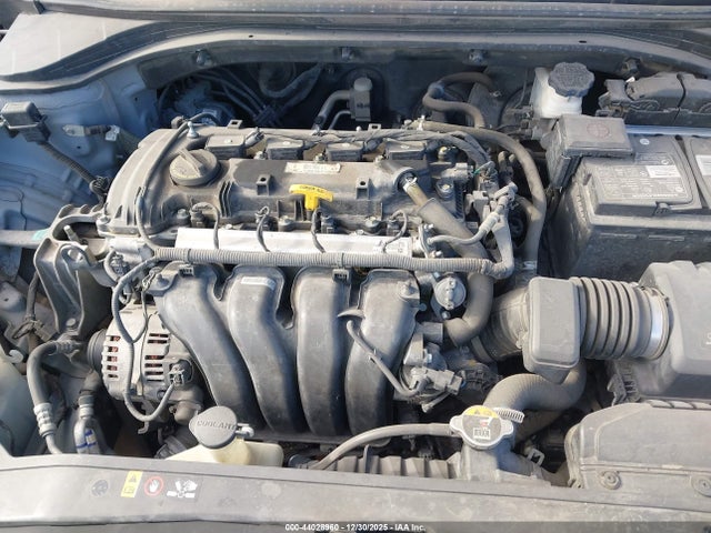 5NPD84LF0HH088063 Hyundai ELANTRA SE