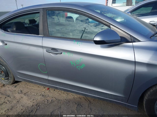 5NPD84LF0HH088063 Hyundai ELANTRA SE