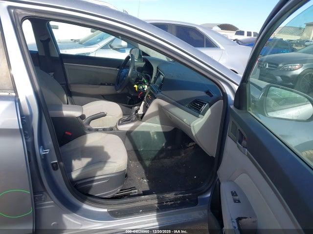 5NPD84LF0HH088063 Hyundai ELANTRA SE