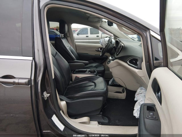 Aukcja sprzedaży 2023 Chrysler Pacifica Touring L, vin: 2C4RC1BG4PR546461, numer aukcji: 44028971