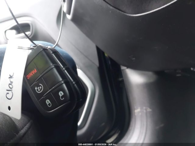 2020 JEEP RENEGADE ZACNJAAB8LPL72416 Photo 10