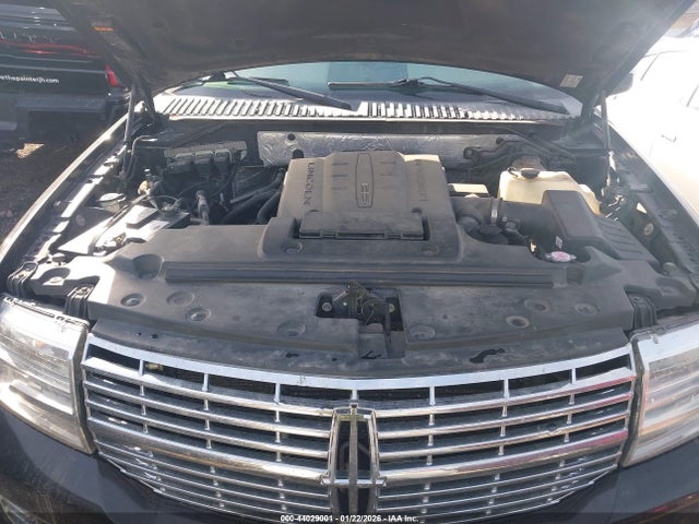5LMJJ3J53EEL05475 Lincoln NAVIGATOR L
