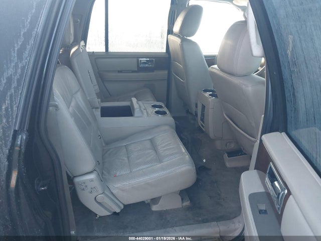 5LMJJ3J53EEL05475 Lincoln NAVIGATOR L