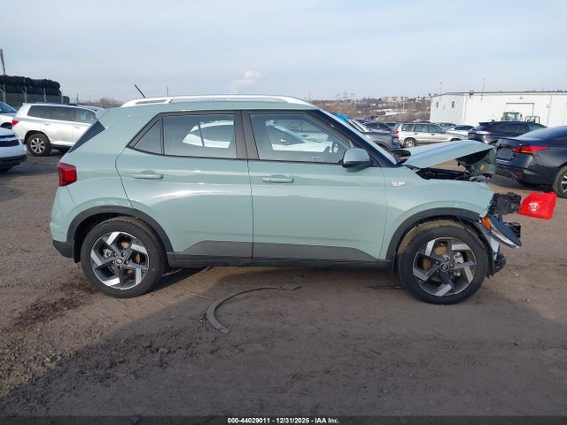 KMHRC8A35TU428631 Hyundai Venue Sel