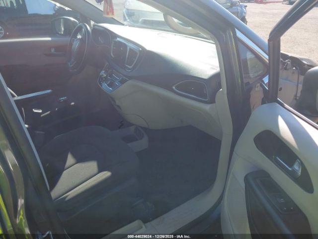 2017 CHRYSLER PACIFICA 2C4RC1DG8HR837186 Photo 4