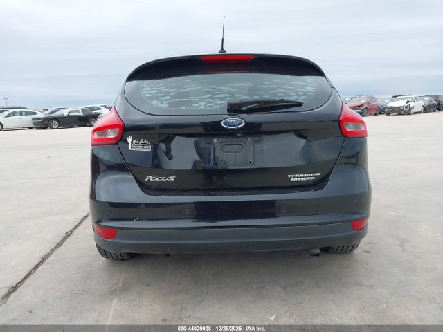 Ford Focus Titanium 2015 1FADP3N29FL347770 Image 16