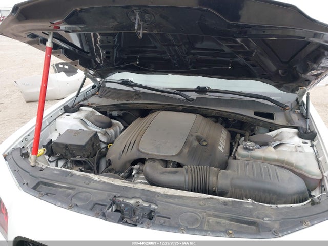 2017 CHRYSLER 300 2C3CCABT6HH557959 Photo 9