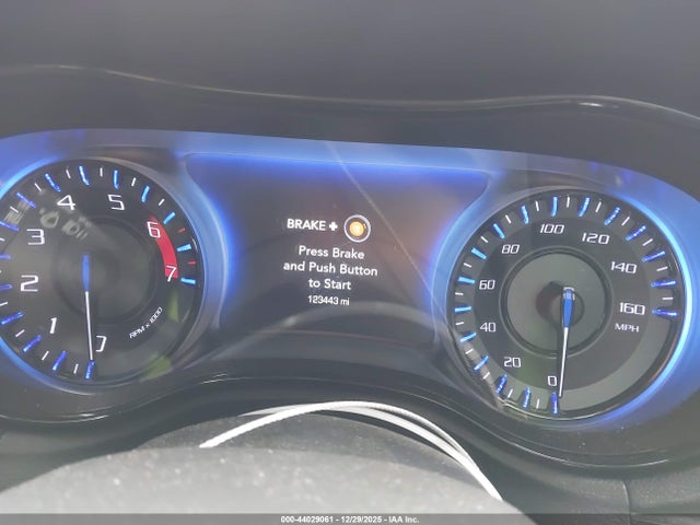 2017 CHRYSLER 300 2C3CCABT6HH557959 Photo 6