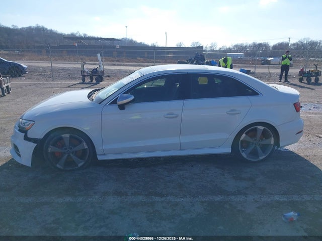 Aukcja sprzedaży 2019 Audi S3 2.0t Premium Plus, vin: WAUF1GFF8K1020339, numer aukcji: 44029066