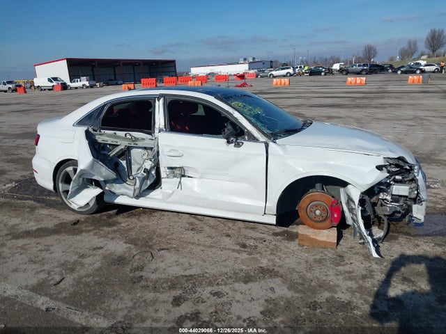 Aukcja sprzedaży 2019 Audi S3 2.0t Premium Plus, vin: WAUF1GFF8K1020339, numer aukcji: 44029066