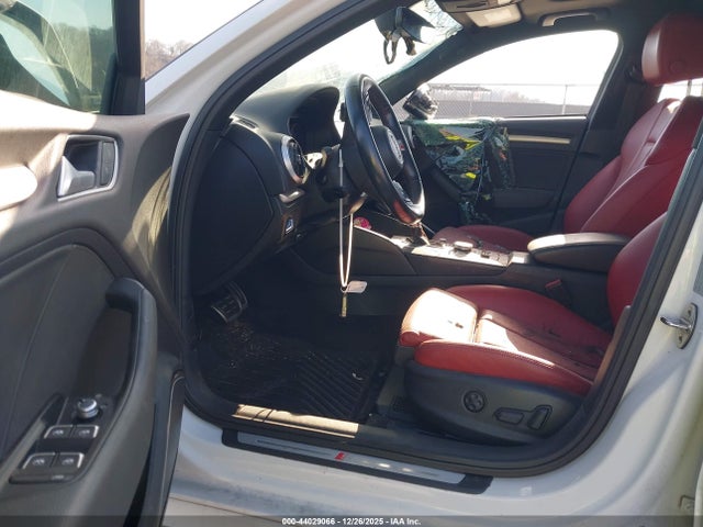 Aukcja sprzedaży 2019 Audi S3 2.0t Premium Plus, vin: WAUF1GFF8K1020339, numer aukcji: 44029066