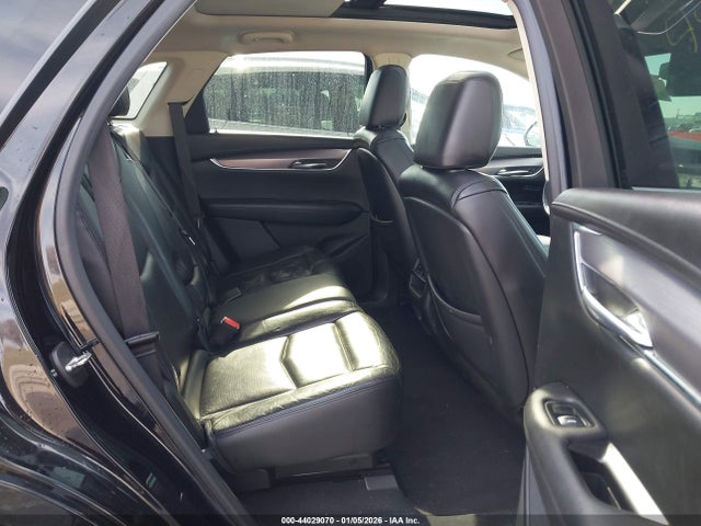 2017 CADILLAC XT5 1GYKNBRS2HZ196275 Photo 7