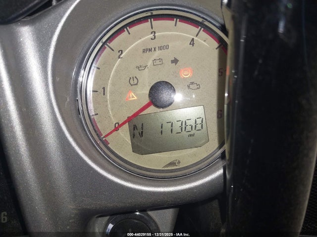 2017 INDIAN MOTORCYCLE CO. CHIEFTAIN 56KTCNAA8H3355088 Photo 6