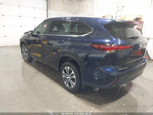 2024 TOYOTA HIGHLANDER 5TDKDRBH3RS556365 Photo 2