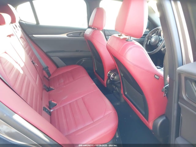 2024 ALFA ROMEO STELVIO ZASPAKBNXR7D75924 Photo 7