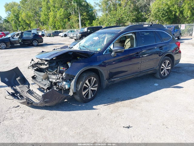 Продажа на аукционе авто 2018 Subaru Outback 2.5i Limited, vin: 4S4BSANC4J3239283, номер лота: 44029214
