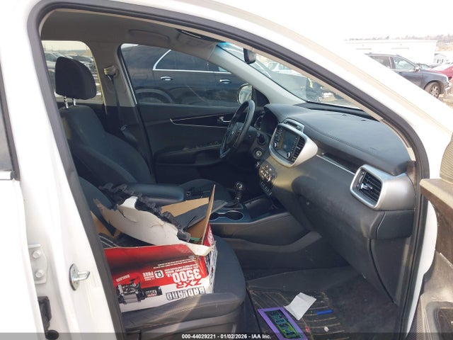 2017 KIA SORENTO 5XYPGDA38HG231289 Photo 4