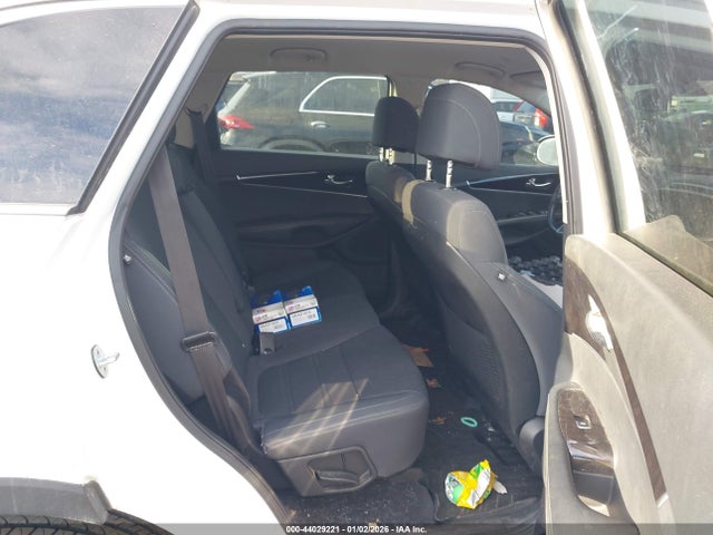 2017 KIA SORENTO 5XYPGDA38HG231289 Photo 7